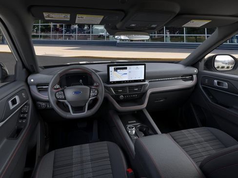 New 2025 Ford Explorer ST-Line image 9