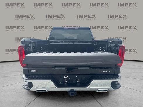 Used 2026 GMC Sierra 1500 SLT w/ SLT Convenience Package AWD/4WD image 3