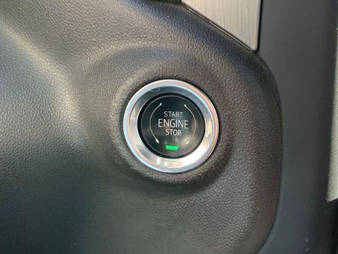 Used 2020 GMC Sierra 3500 Denali w/ Denali Ultimate Package image 42