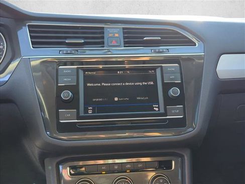 Used 2019 Volkswagen Tiguan S image 20