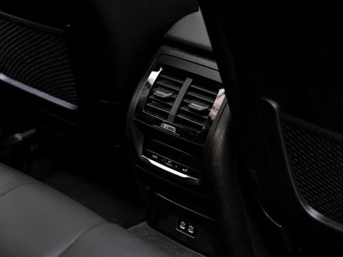 Used 2024 BMW X4 xDrive30i image 46