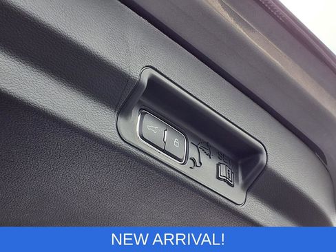 Used 2024 Ford Explorer ST w/ Equipment Group 401A AWD/4WD image 25