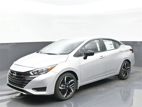 New 2025 Nissan Versa SR w/ Trunk Package image 1