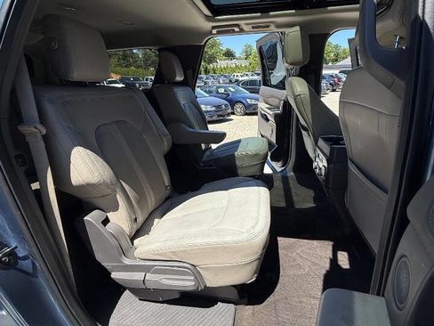 Used 2018 Ford Expedition Max Limited w/ Equipment Group 301A RWD image 16