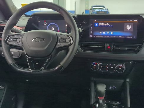 New 2026 Chevrolet TrailBlazer RS w/ Convenience Package AWD/4WD image 32