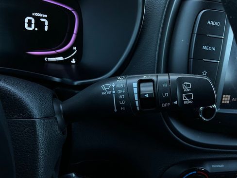 Used 2025 Kia Soul LX w/ LX Technology Package image 34