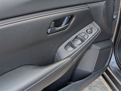 New 2025 Nissan Sentra S image 14