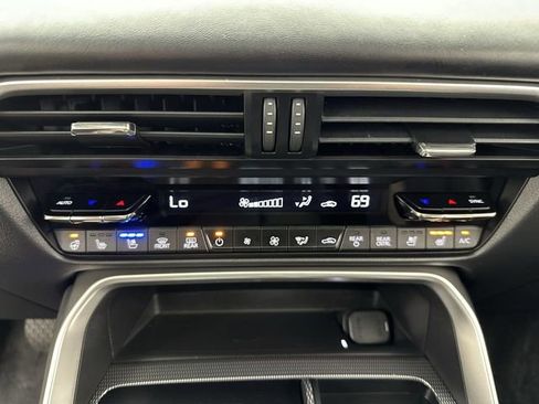 Certified 2024 MAZDA CX-90 Plug-In Hybrid w/ Premium Plus AWD/4WD image 19