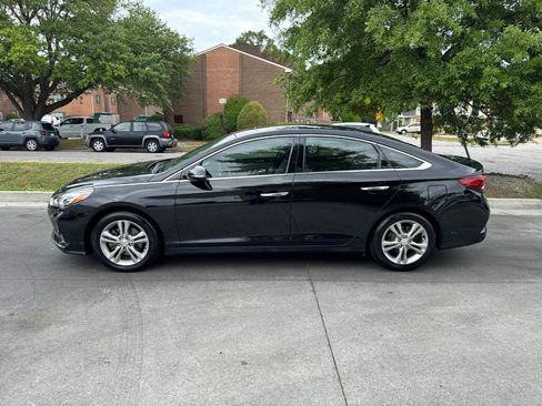 Used 2018 Hyundai Sonata Limited w/ Cargo Package FWD image 8