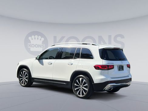 Used 2023 Mercedes-Benz GLB 250 4MATIC image 8