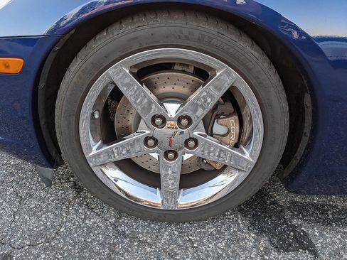 Used 2007 Chevrolet Corvette Convertible w/ Preferred Equipment Group image 13