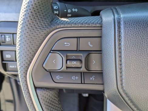 Used 2025 Toyota Tacoma Trailhunter image 23