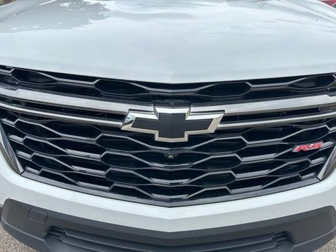 Used 2023 Chevrolet Traverse RS w/ LPO, Floor Liner Package AWD/4WD image 10