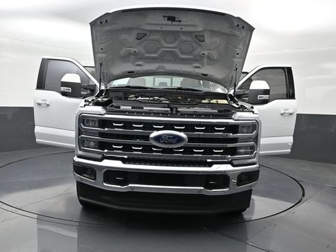Used 2023 Ford F250 Lariat w/ Lariat Ultimate Package image 40