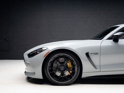 Used 2024 Mercedes-Benz AMG GT 55 image 19