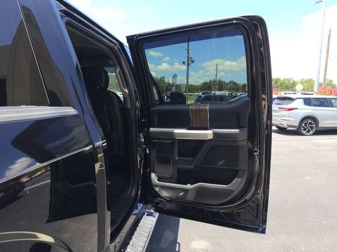 Used 2018 Ford F150 Lariat w/ Max Trailer Tow Package AWD/4WD image 16