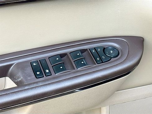 Used 2016 GMC Acadia Denali FWD image 18