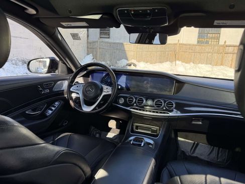 Used 2020 Mercedes-Benz S 450 4MATIC Sedan w/ Premium Package image 22