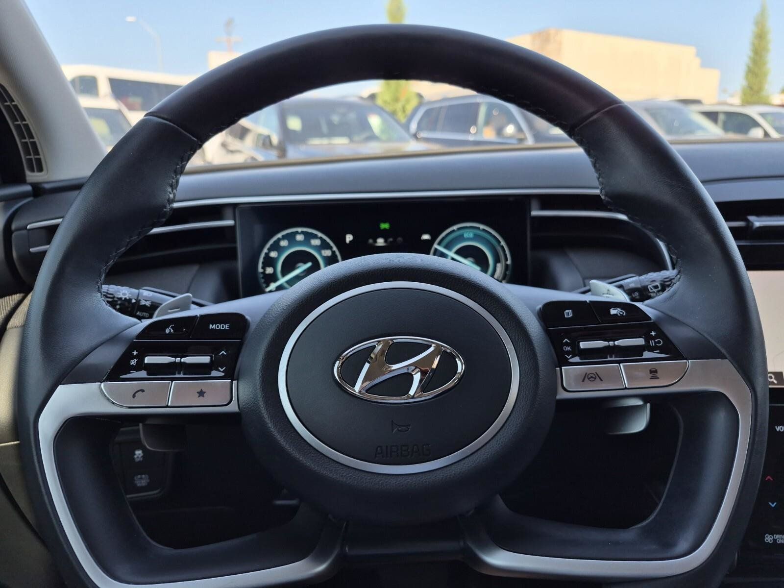 Used 2024 Hyundai Tucson Limited AWD/4WD image 25