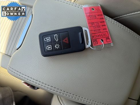 Used 2016 Volvo XC60 T5 Platinum w/ Climate Package FWD image 38