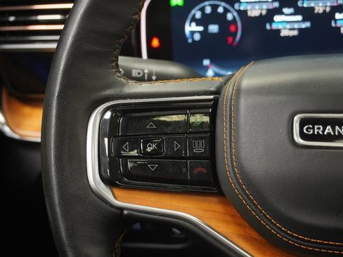 Certified 2023 Jeep Grand Wagoneer L Series III w/ HD Trailer Tow Package AWD/4WD image 41