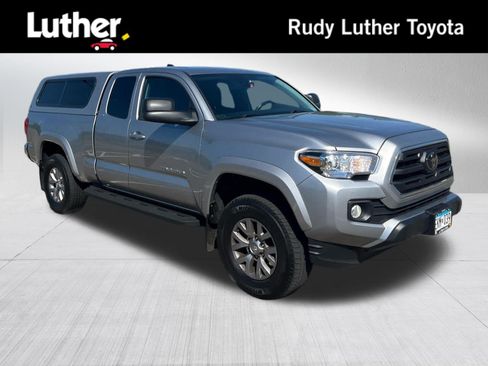 Used 2019 Toyota Tacoma SR5 AWD/4WD image 1