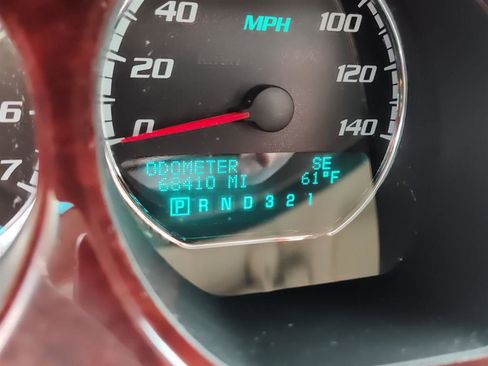 Used 2009 Buick Lucerne CXL w/ Driver Confidence Package FWD image 7