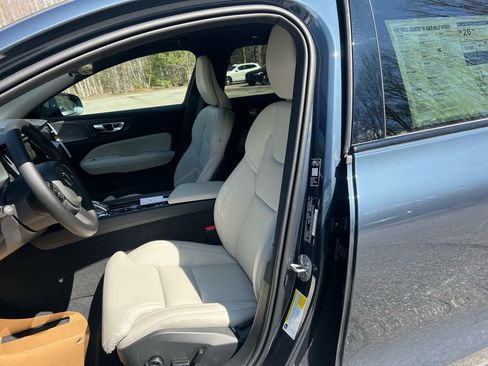 New 2026 Volvo V60 B5 Cross Country Ultra w/ Protection Package Premier AWD/4WD image 11