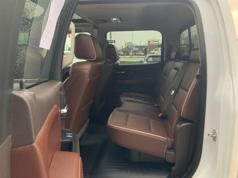 Used 2016 Chevrolet Silverado 1500 High Country image 17