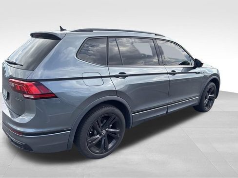 Used 2024 Volkswagen Tiguan SE R-Line AWD/4WD image 3