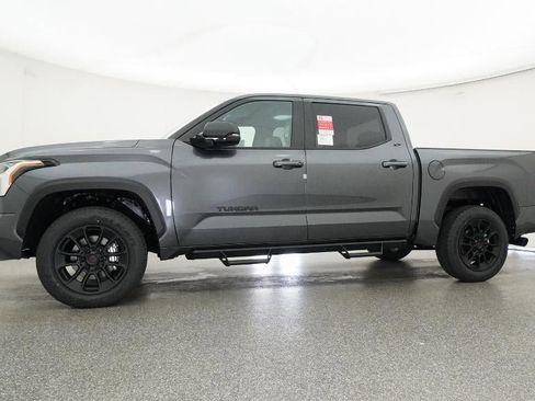 New 2026 Toyota Tundra SR5 AWD/4WD image 18