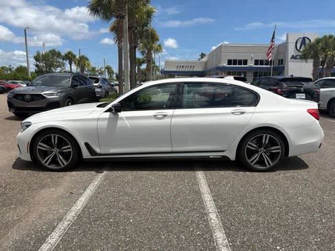 Used 2018 BMW 750i RWD image 20
