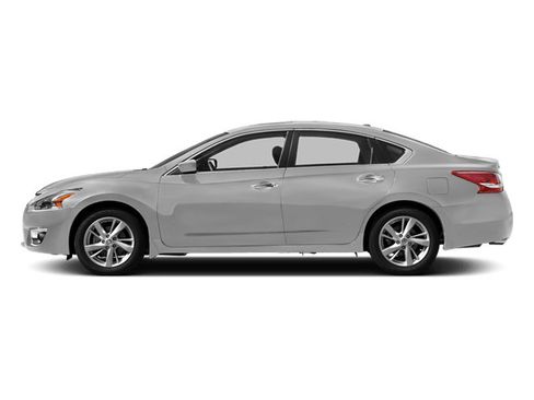 Used 2013 Nissan Altima 2.5 SV FWD image 2