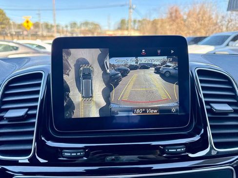 Used 2017 Mercedes-Benz GLS 450 4MATIC image 26