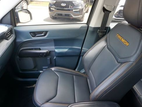 Certified 2024 Ford Maverick Tremor w/ Tremor Off-Road Package AWD/4WD image 33