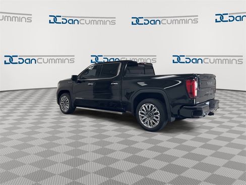 Used 2024 GMC Sierra 1500 Denali Ultimate image 9