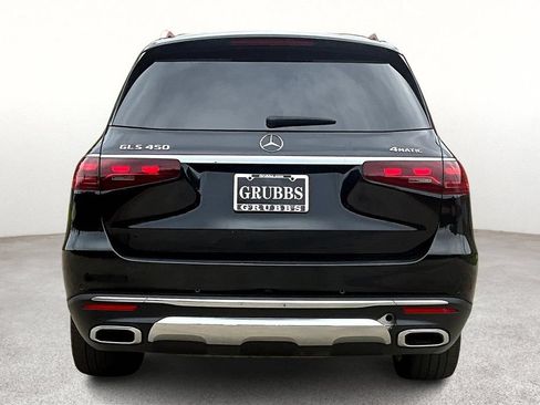 Used 2024 Mercedes-Benz GLS 450 4MATIC image 5