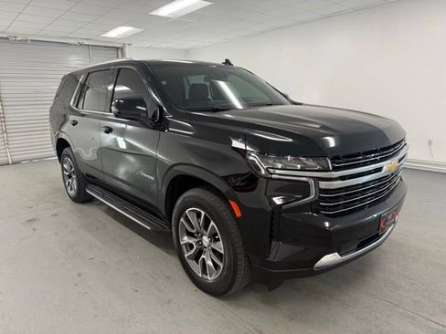 Used 2023 Chevrolet Tahoe LT w/ LT Signature Plus Package image 3