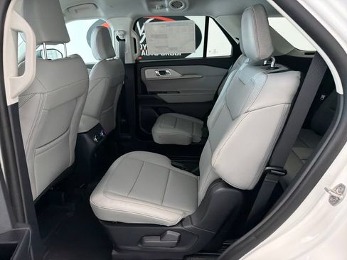 New 2026 Ford Explorer Active w/ Active Comfort Package RWD image 12
