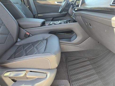 New 2026 Volkswagen Atlas SE image 12