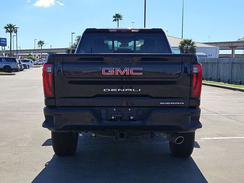 Certified 2024 GMC Sierra 2500 Denali w/ Denali Reserve Package image 6