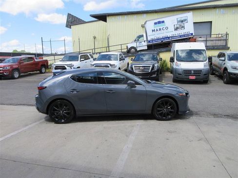 Used 2025 MAZDA MAZDA3 Hatchback w/Premium Plus Pkg image 9