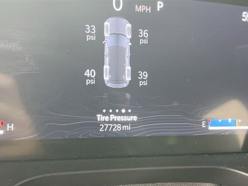 Used 2023 Jeep Grand Cherokee Limited image 11