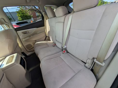 Used 2018 Nissan Murano SV FWD image 18