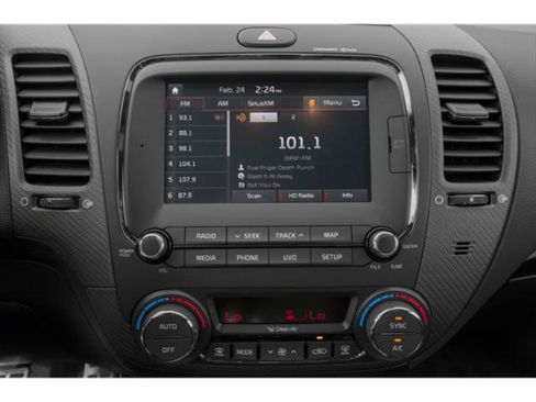 Used 2018 Kia Forte LX FWD image 14