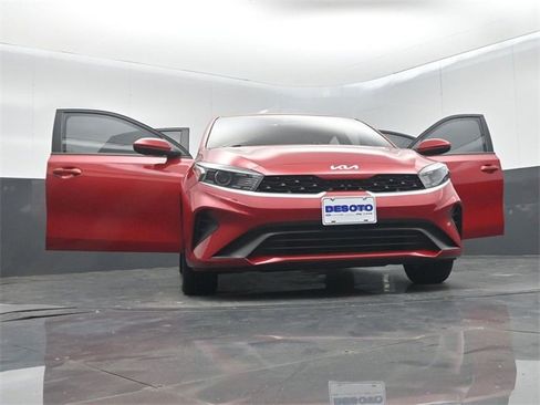 Used 2024 Kia Forte LXS image 68
