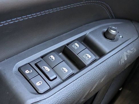 New 2026 Jeep Compass Latitude AWD/4WD image 20