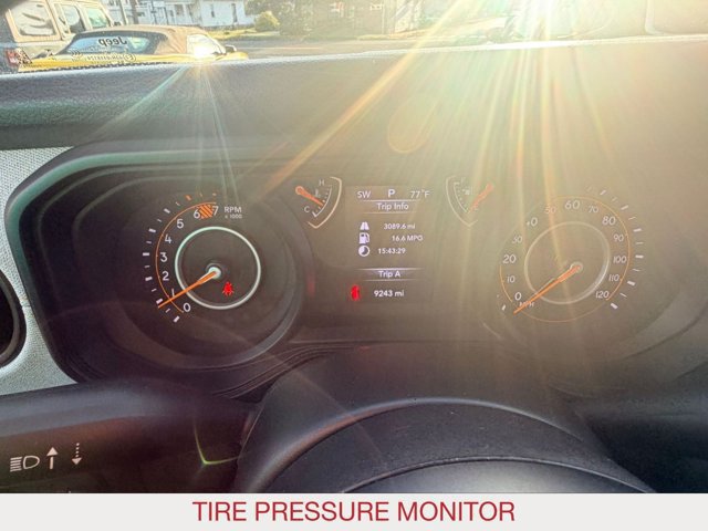 Certified 2025 Jeep Wrangler Sport AWD/4WD image 13