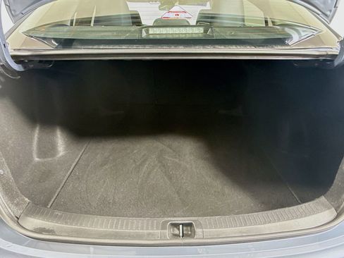 Used 2024 Toyota Corolla LE image 27