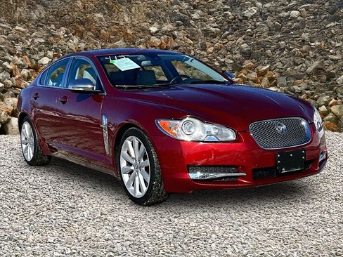 Used 2011 Jaguar XF Portfolio image 9